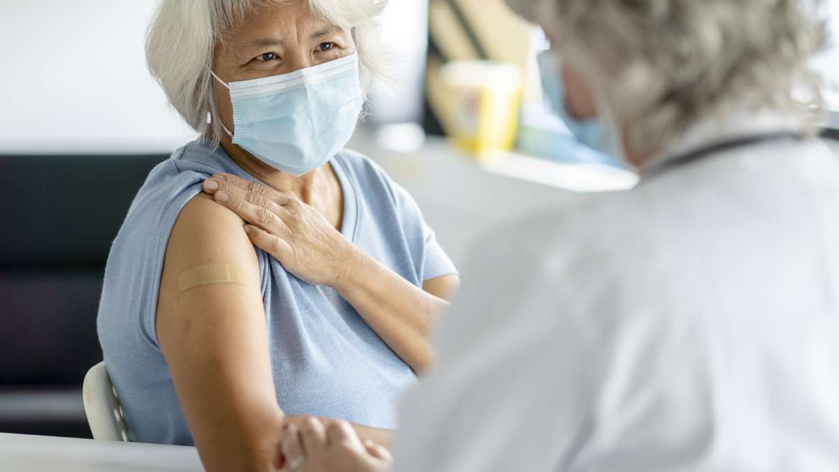 Pneumonia Vaccine: Why You Need It After 50 - News Directory 3