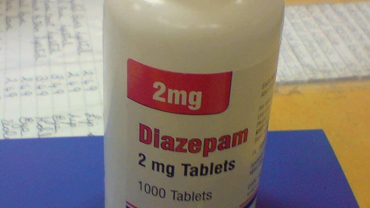 One in four older Americans with dementia prescribed risky brain-altering drugs despite safety warnings - UCLA Health