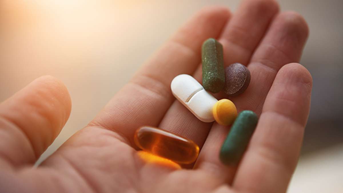 Dietary supplements: weighing the health risks and benefits | UCLA Health