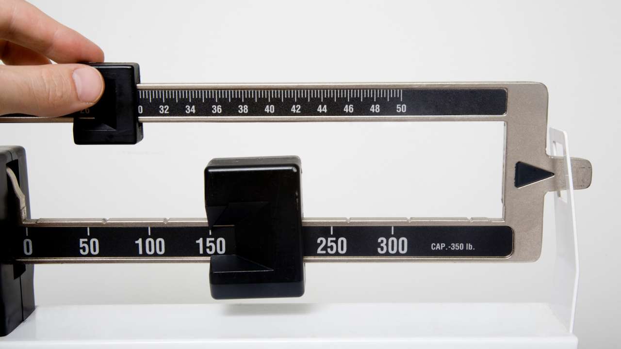 A doctor office scale
