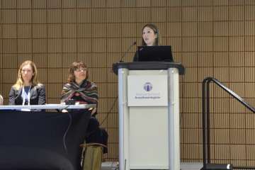 Sandra Sacks presenting