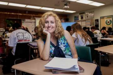 Kelly Seidenkranz found a support network during her recovery from a rare heart condition and subsequent transplants. (Photo by Joshua Sudock/UCLA Health)