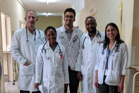 Dr. Chris Buck with UCLA med students Karen Ramos, Gabriel Mendoza, and Mozambican residents Luisa Lambo, Aneslmo Lisboa at Hospital Central de Maputo.