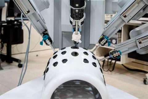 The da Vinci surgical system includes a console, specialized surgical tools and a high-definition camera.