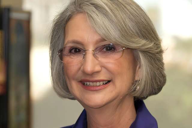 Linda Sarna