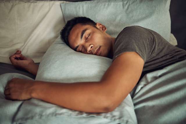 ‘Improving Sleep: From A to Zzzz’ is among the free resources provided by the Simms/Mann-UCLA Center for Integrative Oncology.
