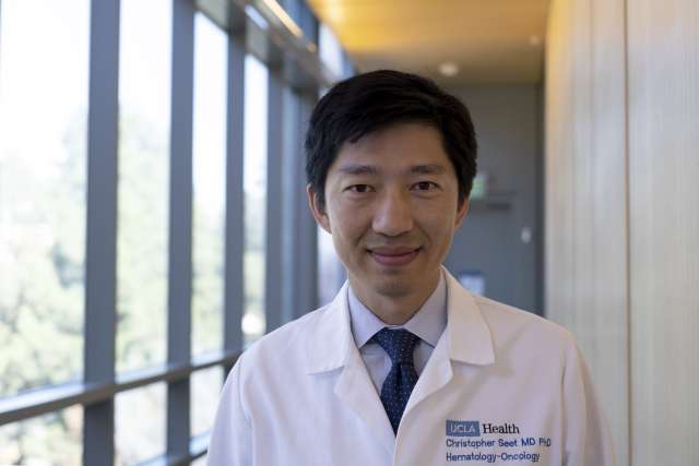 Dr. Christopher Seet 