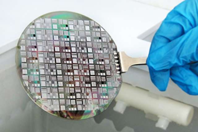 Technician and wafer