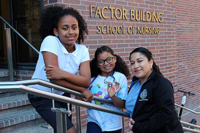 Jessica Chavez and daughters
