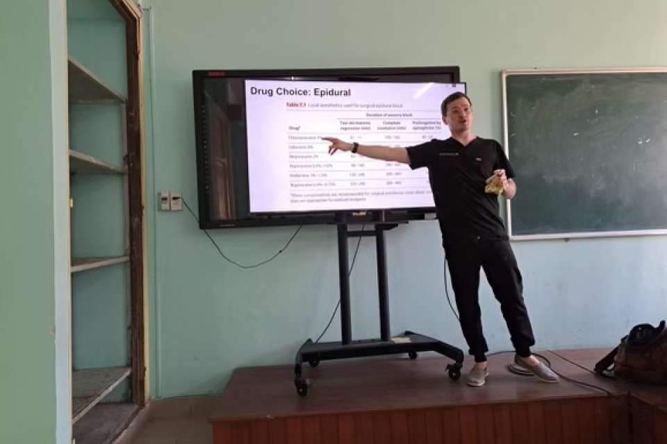 Dr. Jordan Francke teaching in Vietnam for DAPM Global Health Initiatives