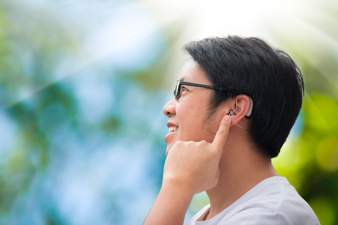 Hearing aids may weaken the link between hearing loss and dementia ...