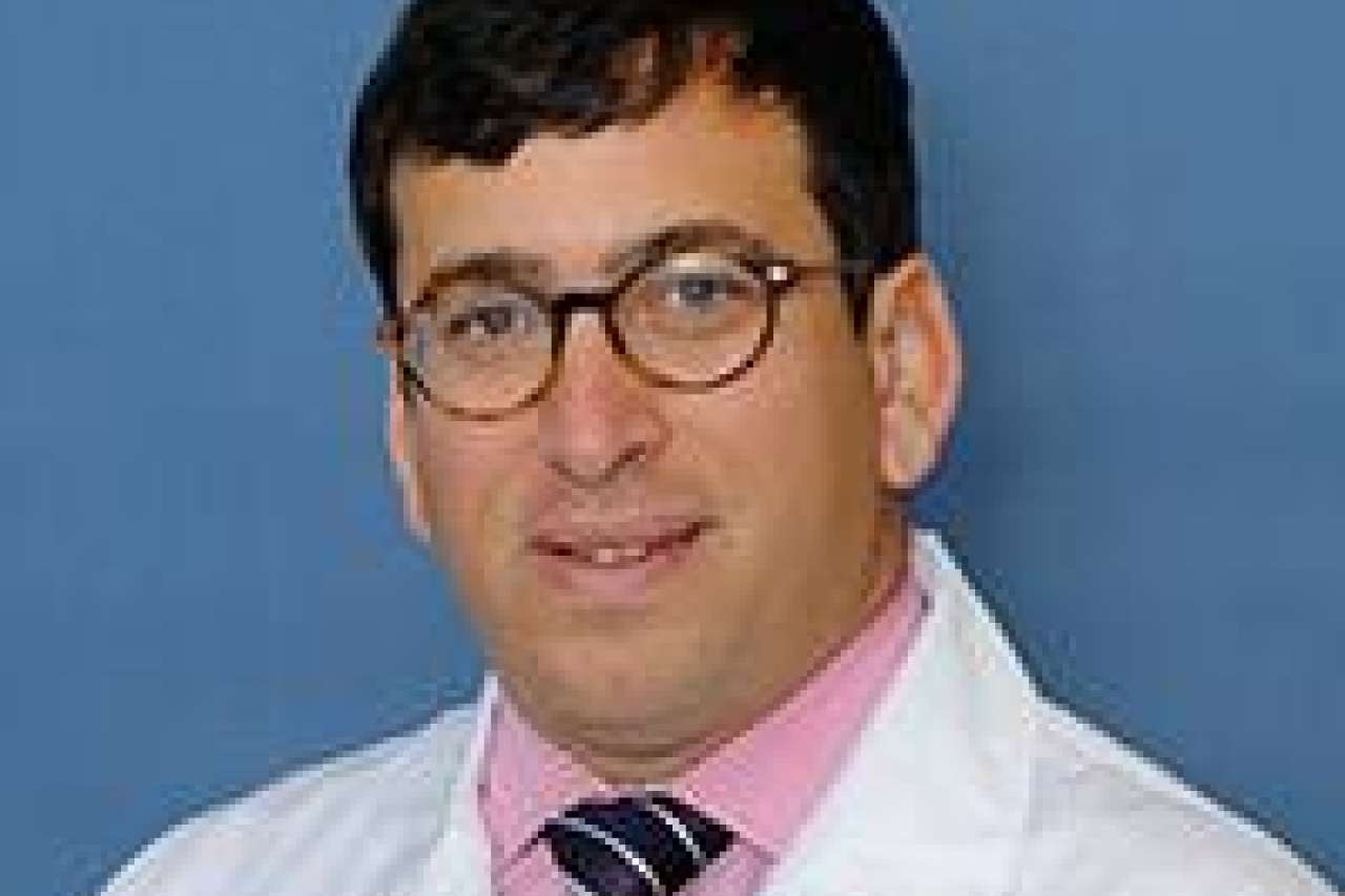 FDA approves new drug for advanced lung cancer, first agent specific