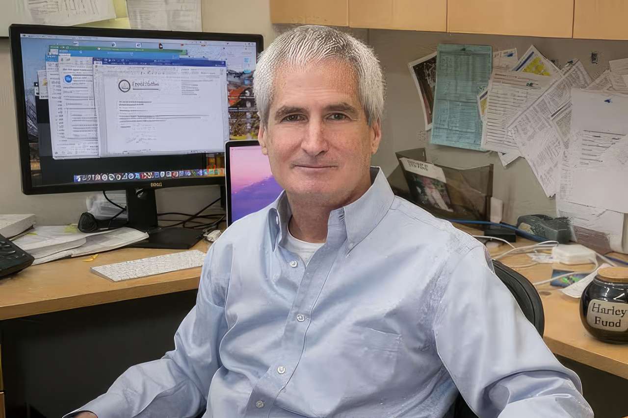 Harley Kornblum, PhD