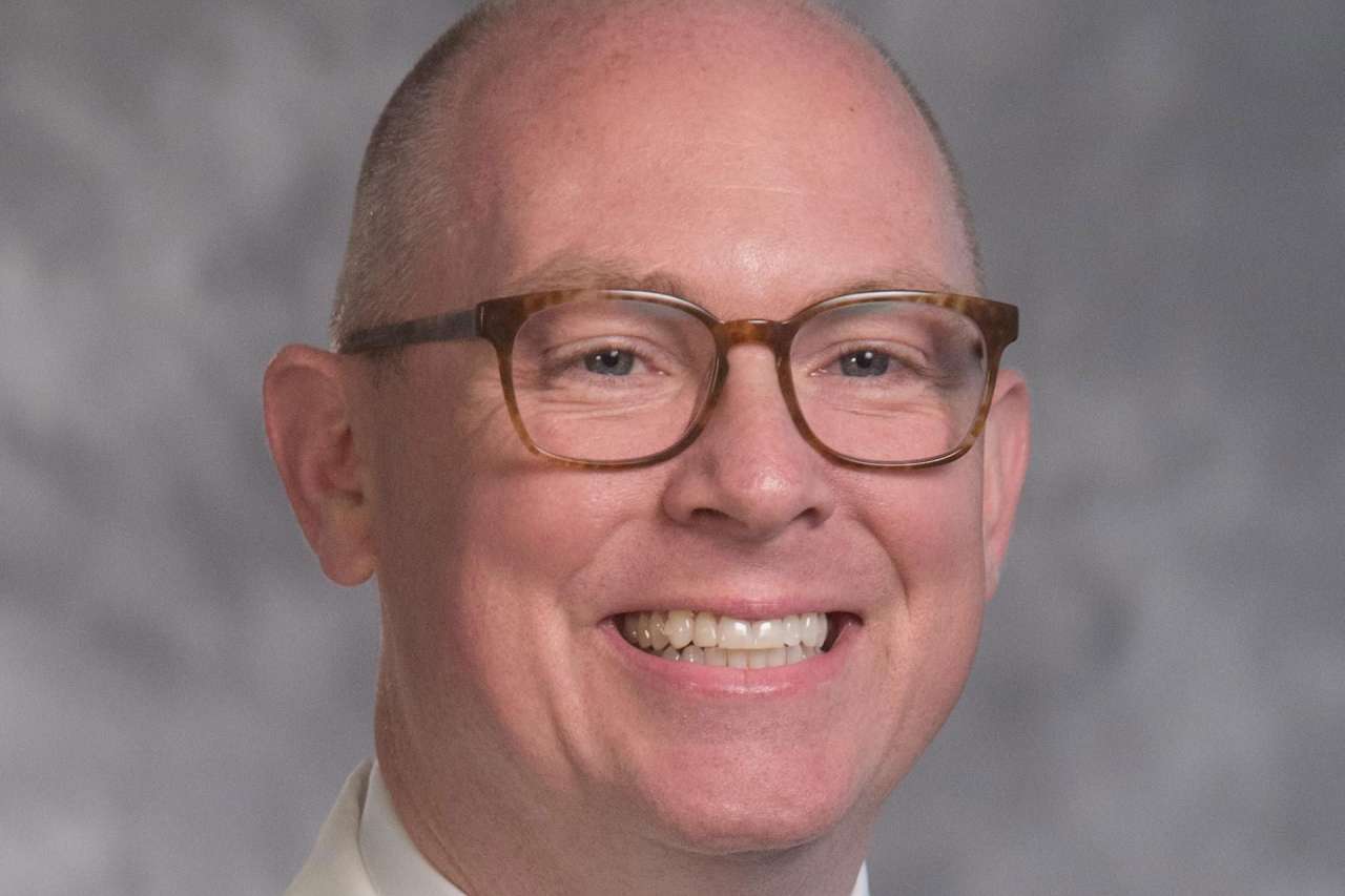 Headshot of Doctor Chris Jones