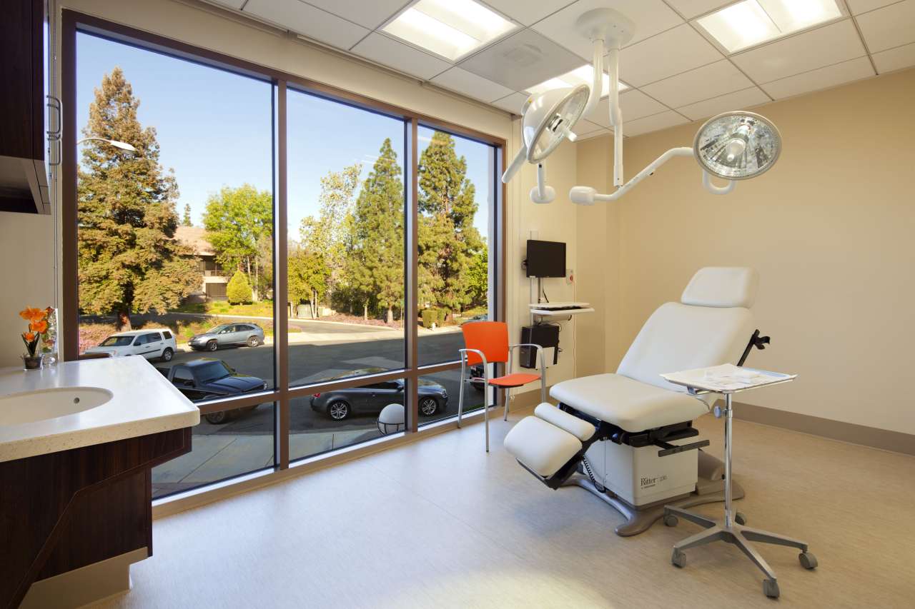 Thousand Oaks exam room
