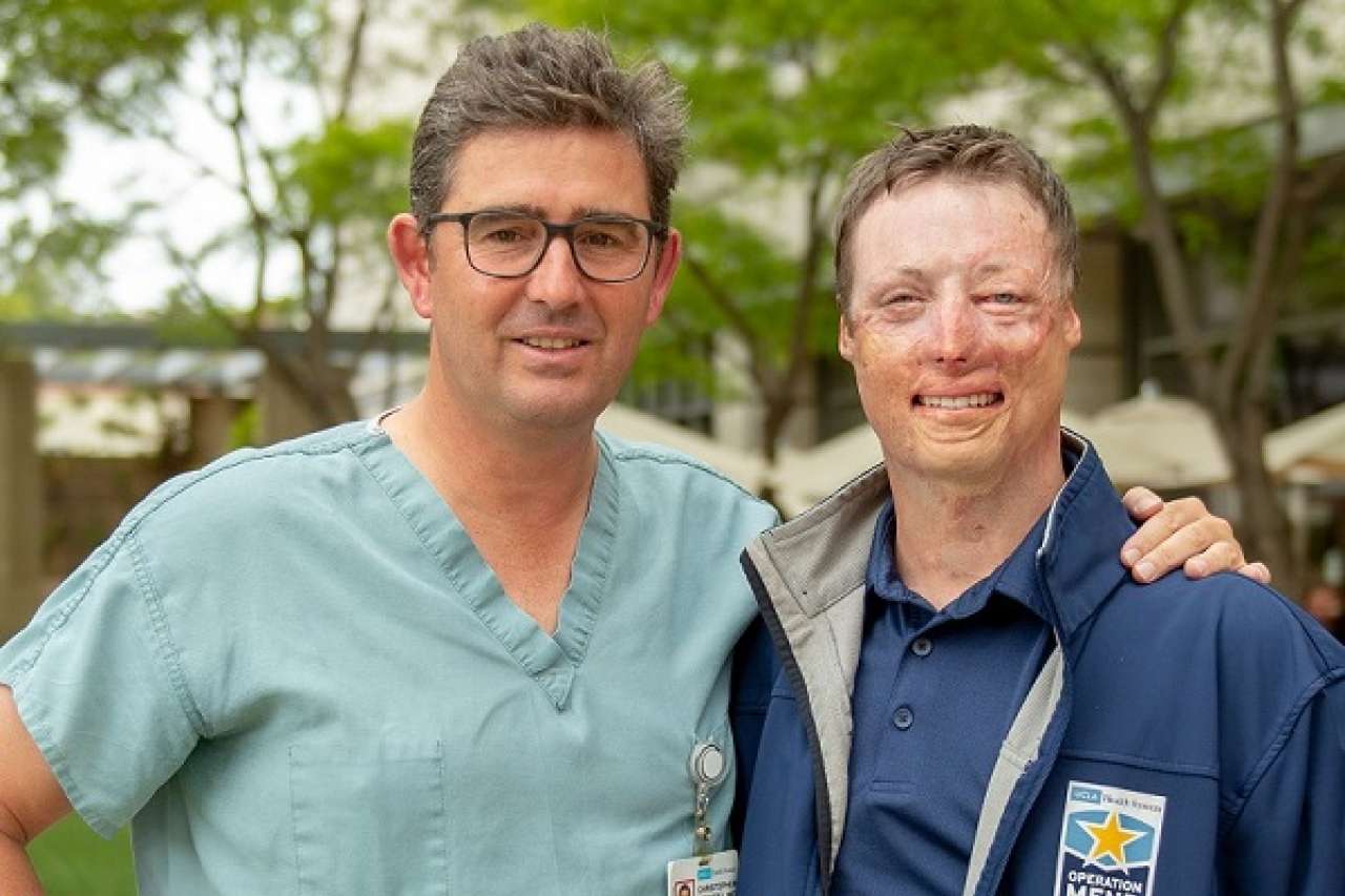 Doctor and Operation Mend Patient