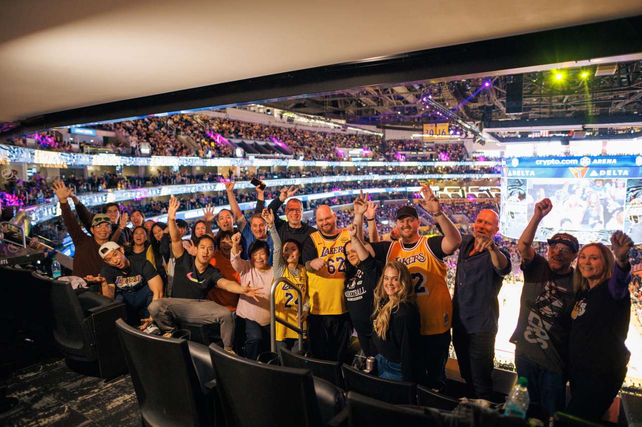 Kidney donor and recipient celebrate with their families.