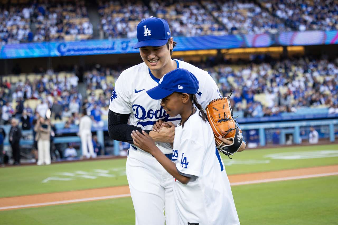 UCLA Health pediatric cardiology patient, Albert Lee invited to Dodger Stadium by Shohei Ohtani