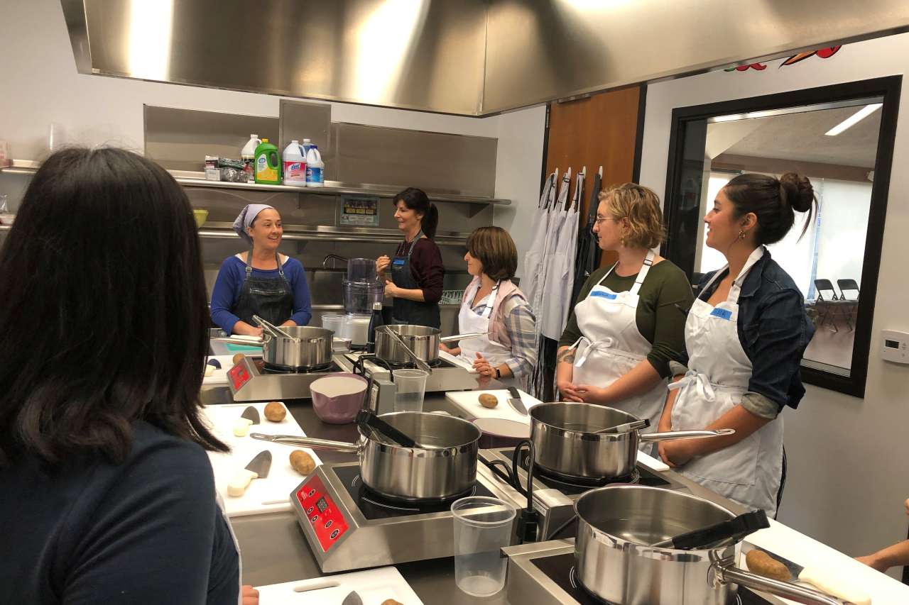 Chef Julia Rhoton leads a cooking class at the UCLA Teaching Kitchen in January 2020. 