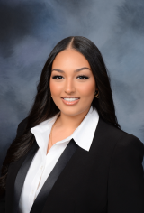 heasdshot of Geolina, who has dark hair