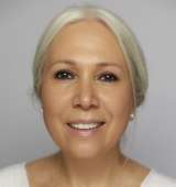 Mitra Manesh Headshot