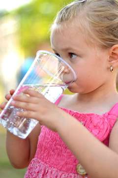 toddler girl water