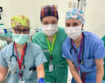 Lindsay Brown, MD and team on mission trip in El Salvador 