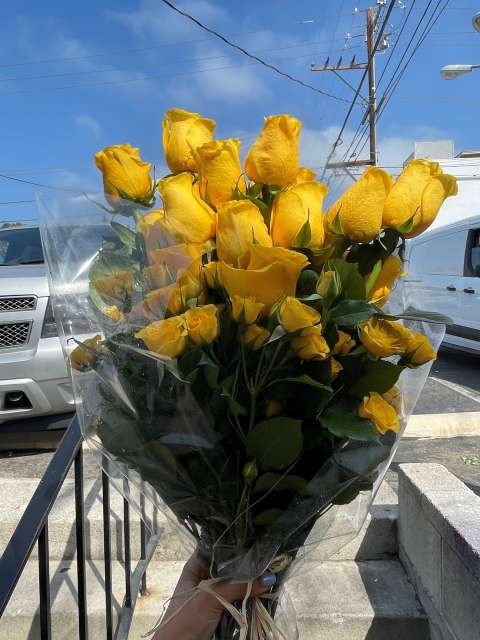 Yellow roses for a patient