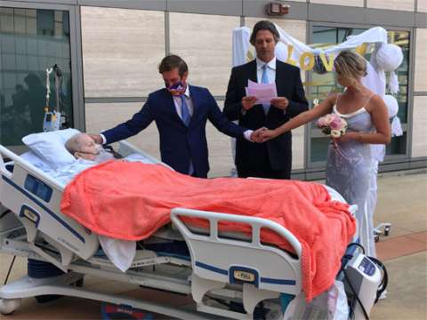 RR 4ICU:&nbsp;A wedding ceremony outside (October 2020)