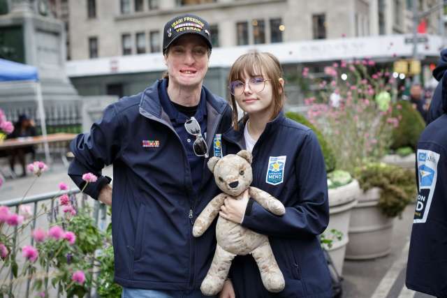 A photo of Aaron Mankin and his daughter