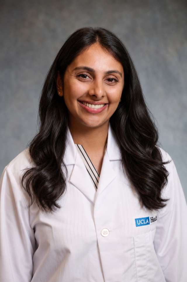 Aarti Kumar, MD