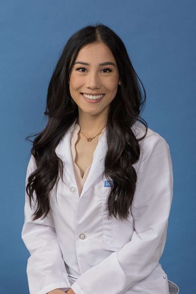 Headshot of Christina Le, MD