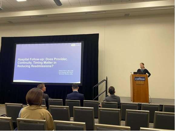 Wendy Simon presenting in ‘Top Advances in Research and Innovations’ at Society of Hospital Medicine annual meeting