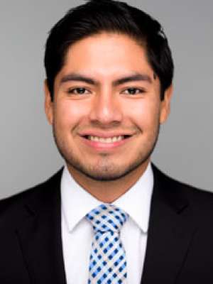 Dr. Giovani Cruz