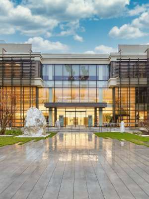 Doheny Eye Center UCLA Pasadena