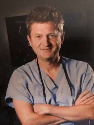 Dr. De Virgilio headshot