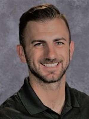 Steven Frazer headshot