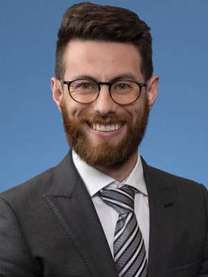 Dr. Max Frenkel
