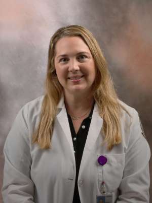 Emily Cantor Headshot