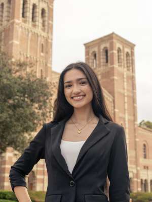 Sam Duong-Brett Headshot