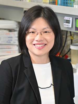 Bishuang Cai, PhD in the Lab