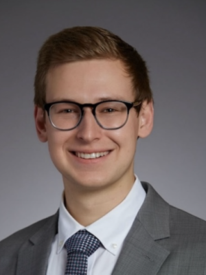 headshot of brian schonewald, class of 2029