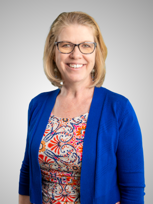 Profile photo of Cynthia smiling