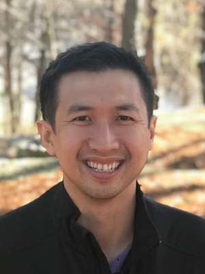 Dan Ly Headshot