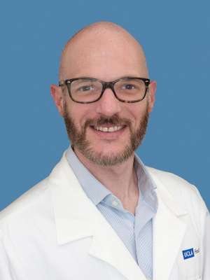 Daniel Demirchyan, MD