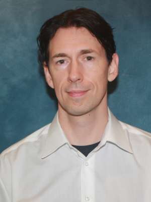 Robert Damoiseaux heads the Molecular Screening Shared Resource at the UCLA Health Jonsson Comprehensive Cancer Center