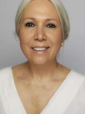 Headshot of Mitra Manesh