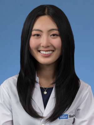 A headshot of Rachel Kim, MD
