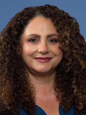 Karolina Faysman, NP