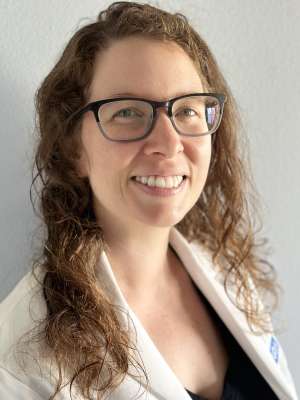 Samantha R. Fitter, MD
